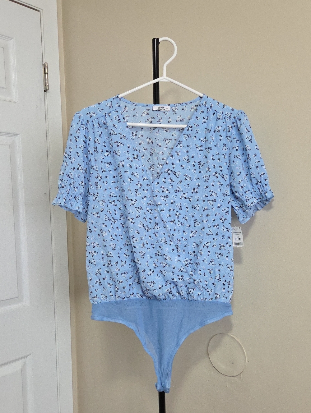 Nwt Ardene Light Blue Floral Bodysuit Top